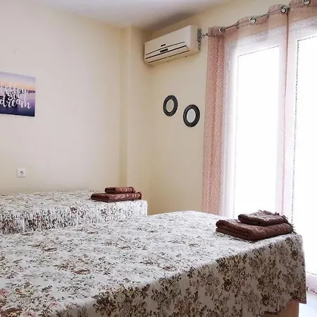 All Summer Dafni Olympiakí Aktí