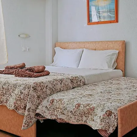 All Summer Dafni Aparthotel